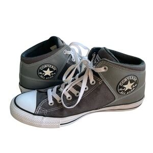 Converse Chuck Taylor All Star "High Street" Mid-Tops  grey in a Men's Size 9.